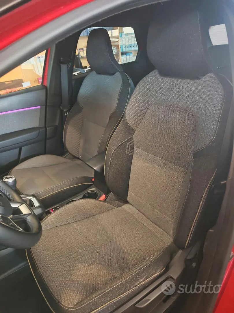 Renault Captur 2025 photo 5