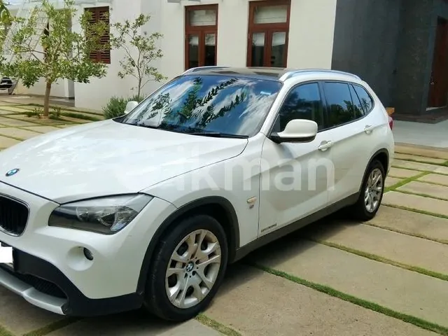 BMW X1 2011 photo 2
