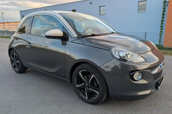 Opel Adam