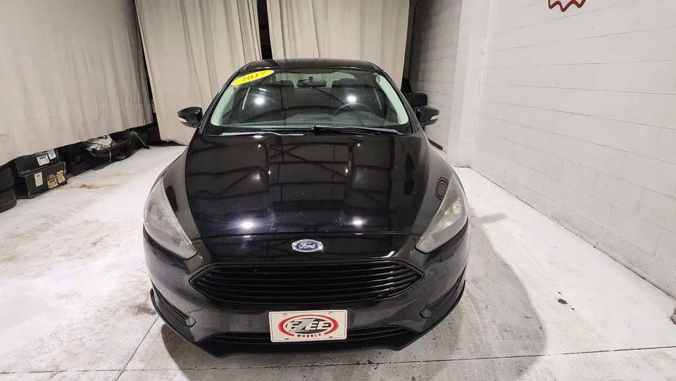 Ford Focus 2017 photo 2