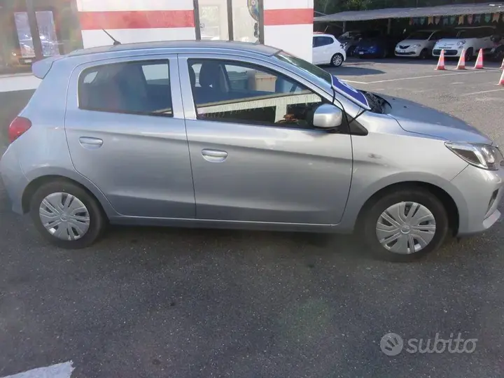 Mitsubishi Space Star 2024 photo 4