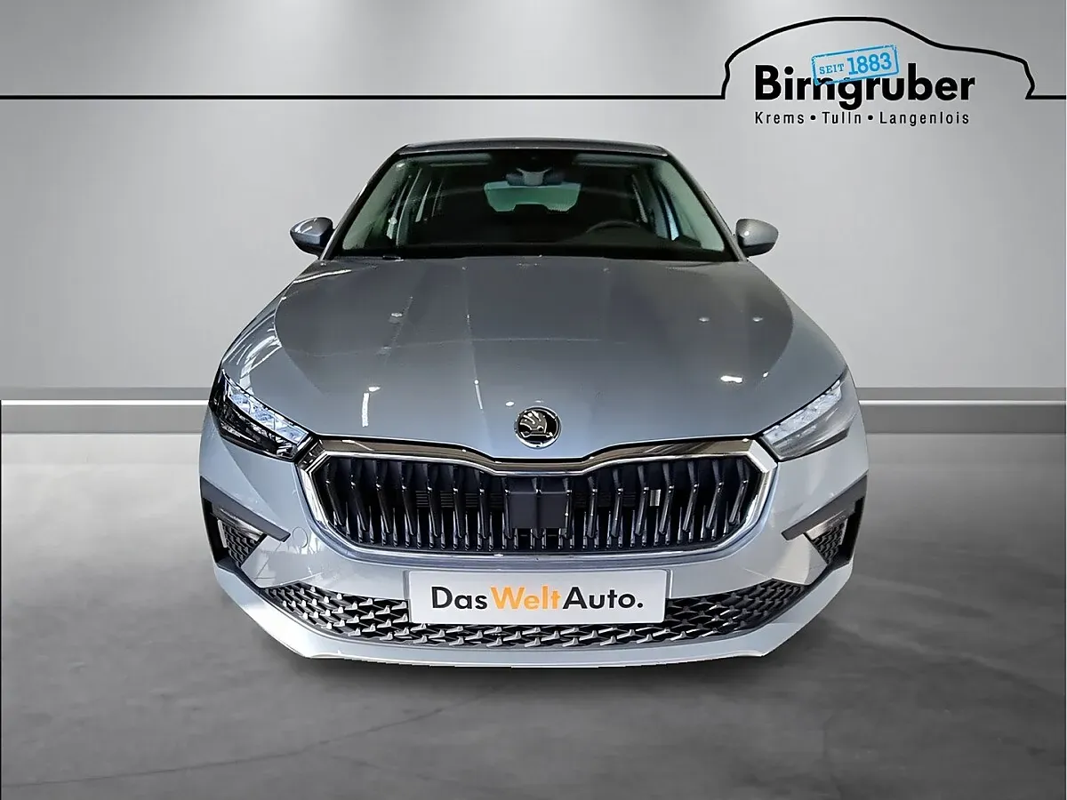 Skoda Scala 2026 photo 2