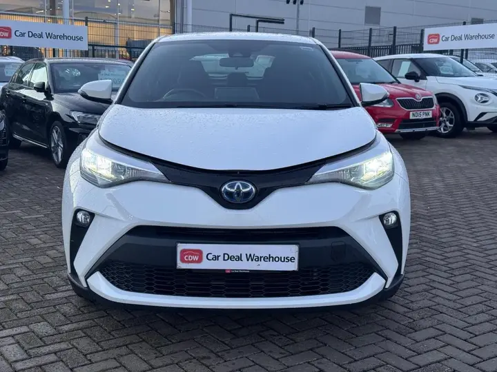 Toyota C-Hr 2023 photo 2