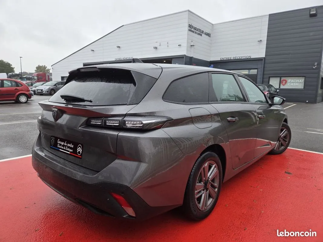 Peugeot 308 2023 photo 5