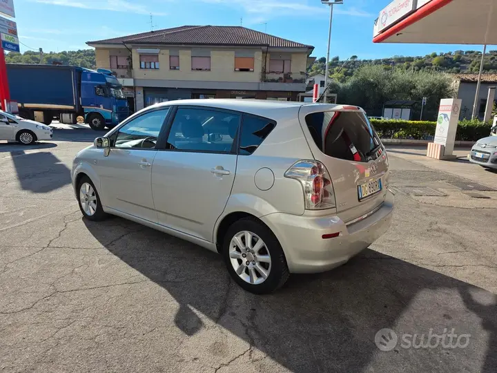 Toyota Corolla Verso 2007 photo 5