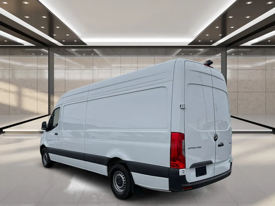 Mercedes-Benz Sprinter 2025 photo 4