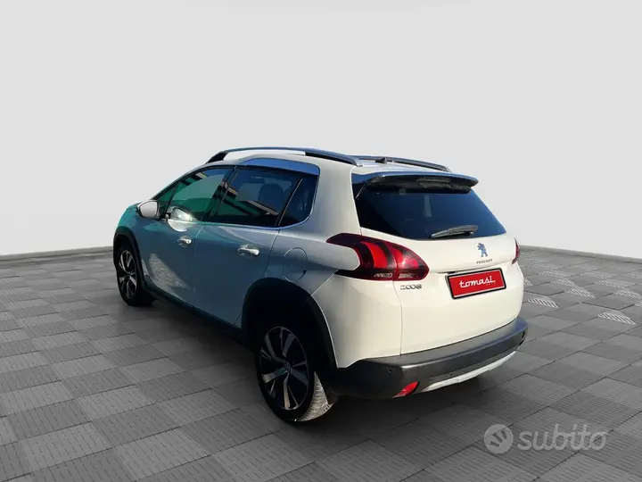 Peugeot 2008 2017 photo 3