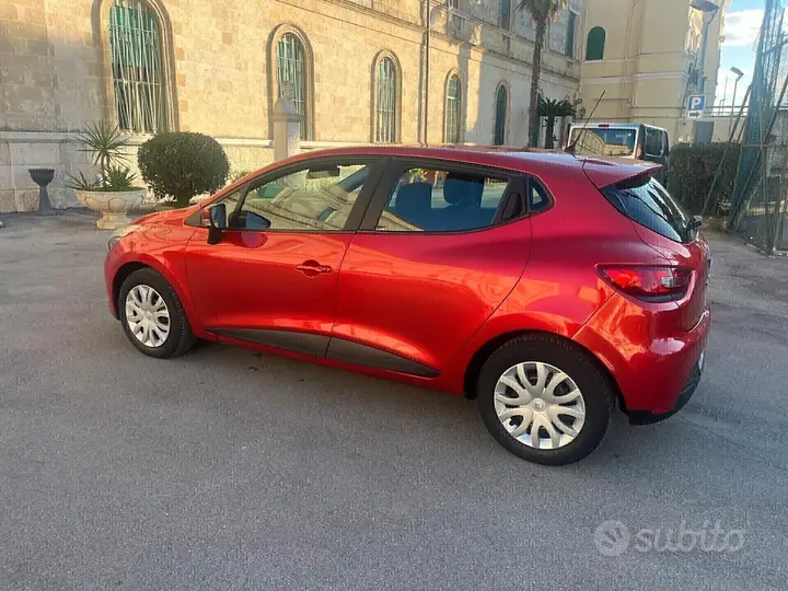 Renault Clio 2014 photo 4