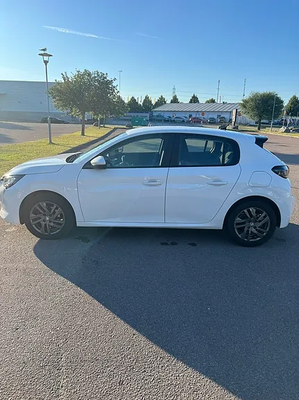 Peugeot 208 2020 photo 4