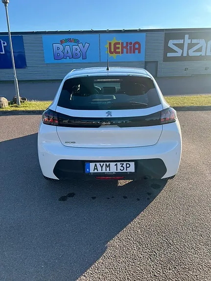 Peugeot 208 2020 photo 3