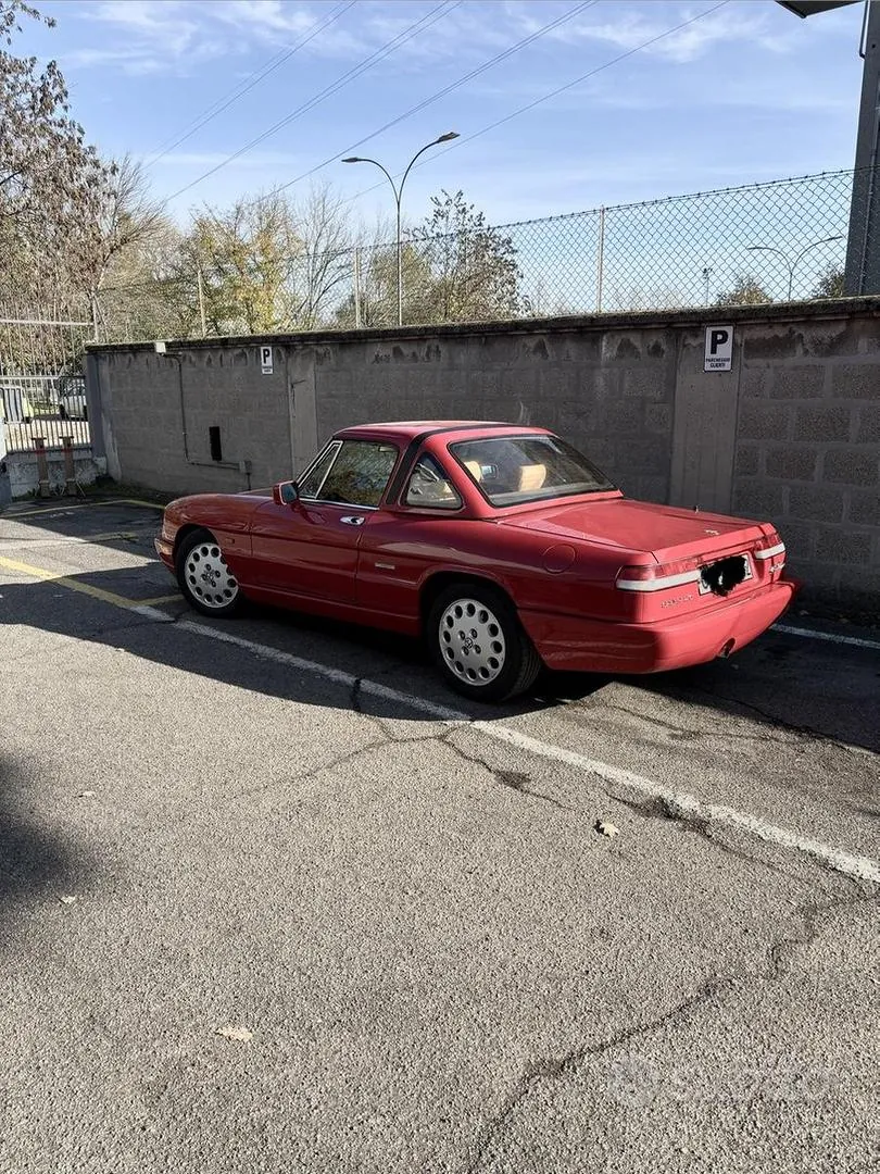 Alfa Romeo Spider 1993 photo 3