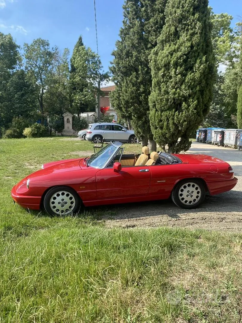 Alfa Romeo Spider 1993 photo 5
