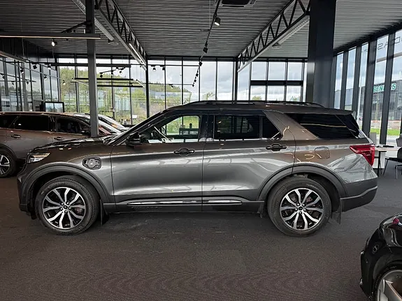Ford Explorer 2020 photo 4