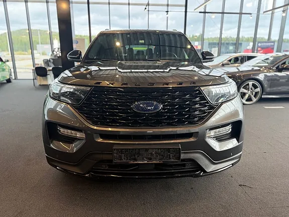 Ford Explorer 2020 photo 2