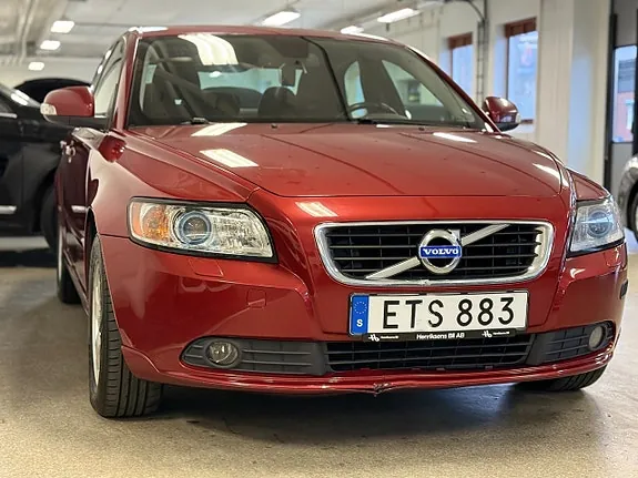 Volvo S40 2011 photo 5