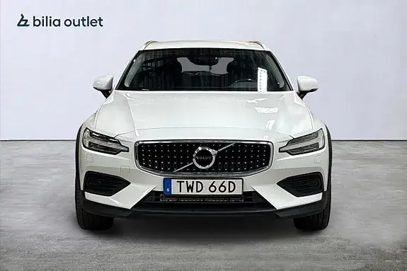 Volvo V60 Cross Country 2019 photo 3