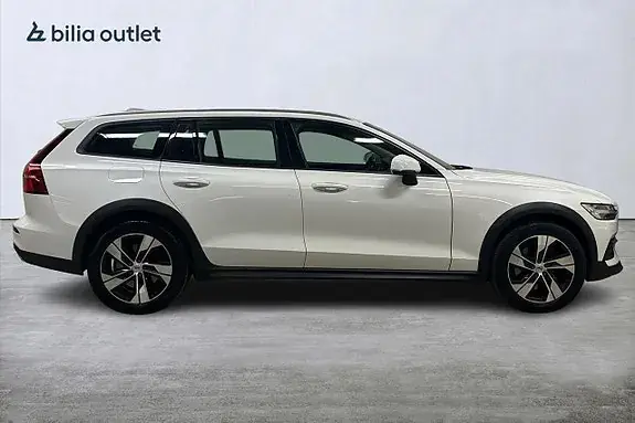 Volvo V60 Cross Country 2019 photo 5