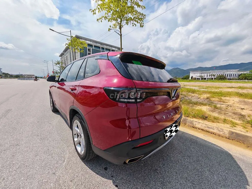 Vinfast Lux Sa2.0