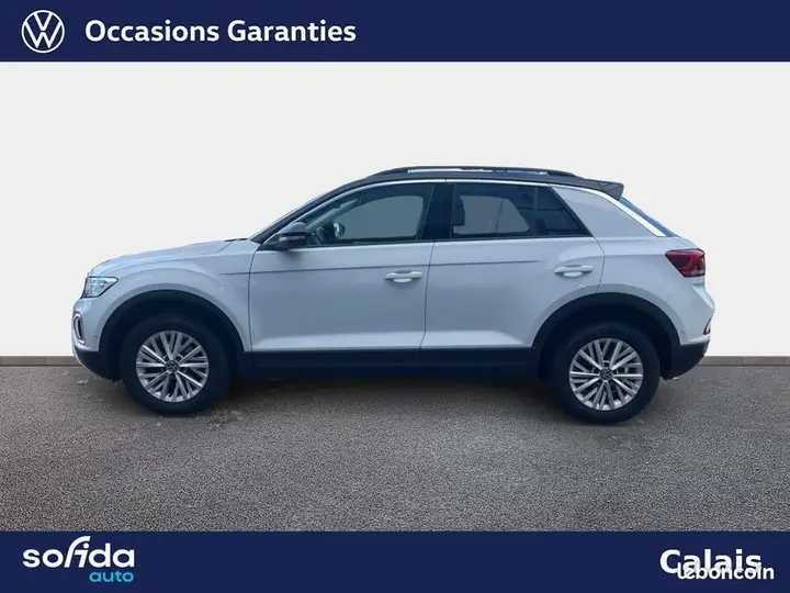 Volkswagen T-Roc 2023 photo 2