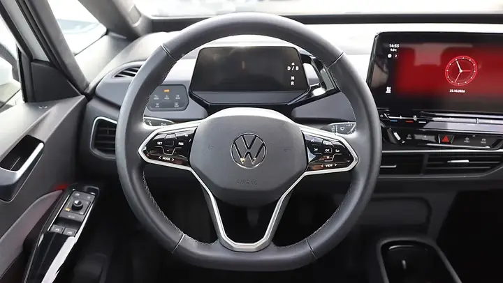 Volkswagen Id.3 2023 photo 2
