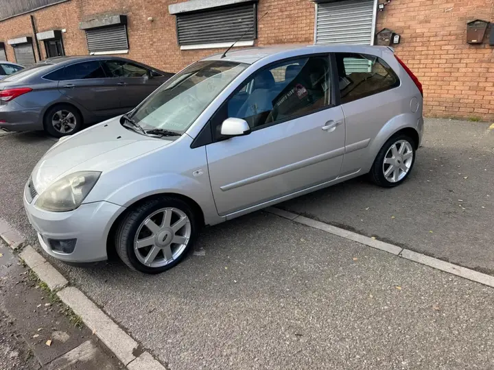 Ford Fiesta 2008 photo 5