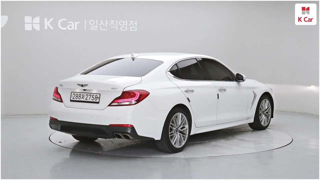 Genesis G70 2019 photo 3