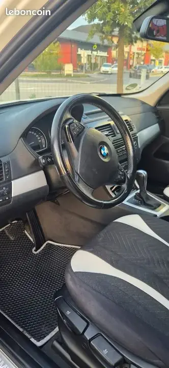 BMW X3 2009 photo 2