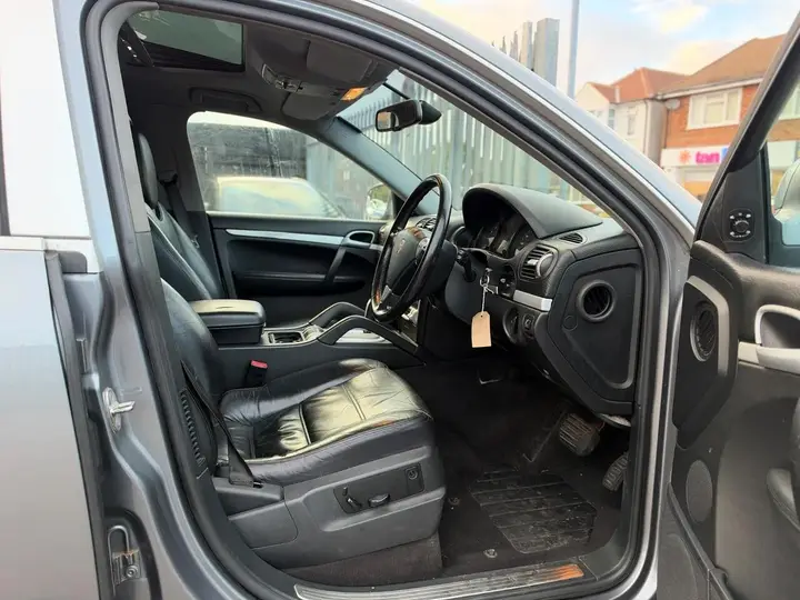 Porsche Cayenne 2004 photo 4