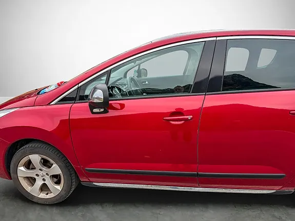 Peugeot 3008 2011 photo 2