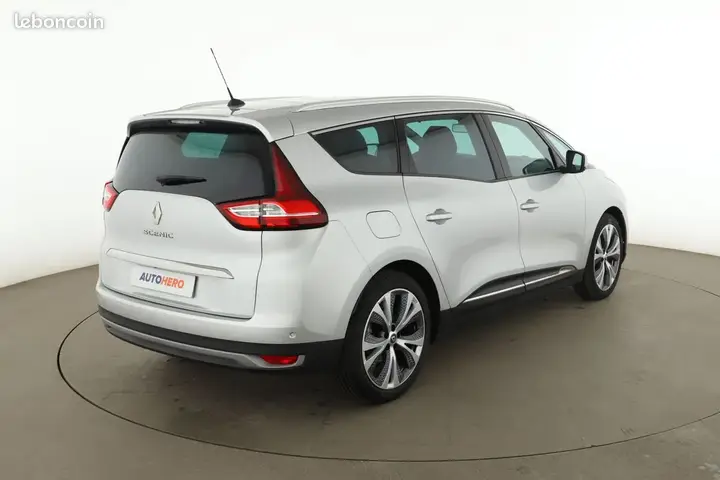 Renault Grand Scenic 2018 photo 3