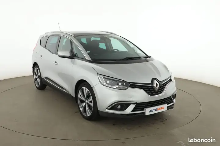 Renault Grand Scenic 2018 photo 4