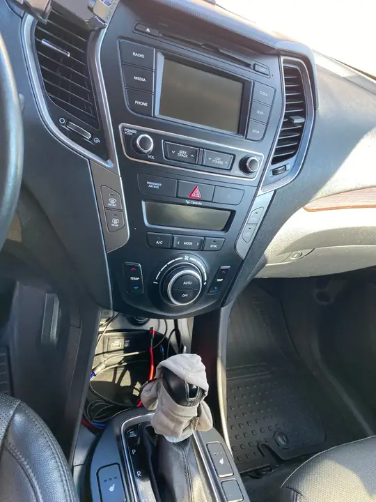 Hyundai Santa Fe 2017 photo 3