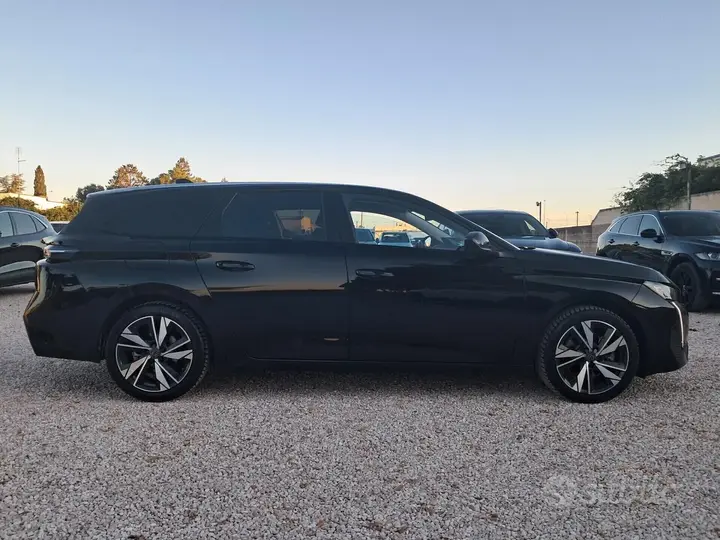 Peugeot 308 2023 photo 4