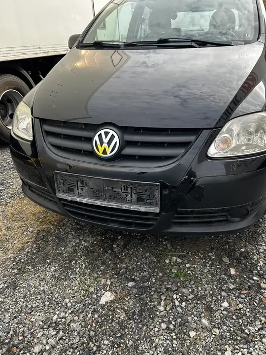 Volkswagen Fox 2006 photo 2