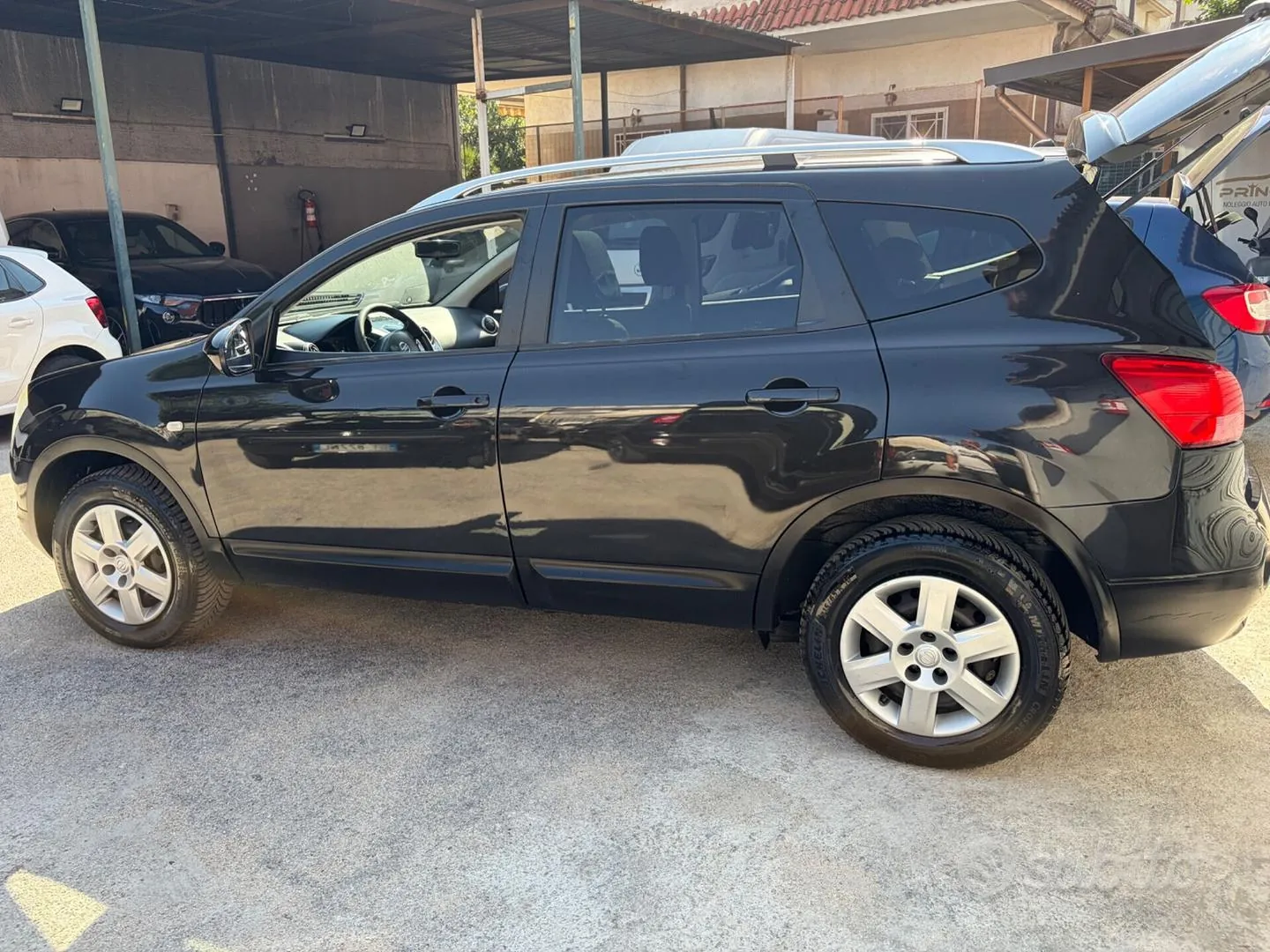 Nissan Qashqai 2009 photo 4