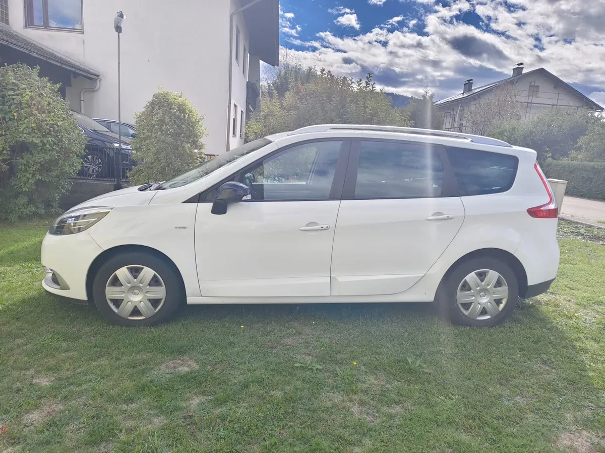 Renault Scenic 2015 photo 3