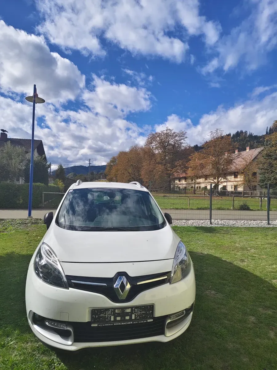 Renault Scenic 2015 photo 2