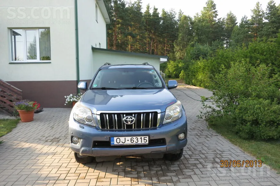 Toyota Land Cruiser