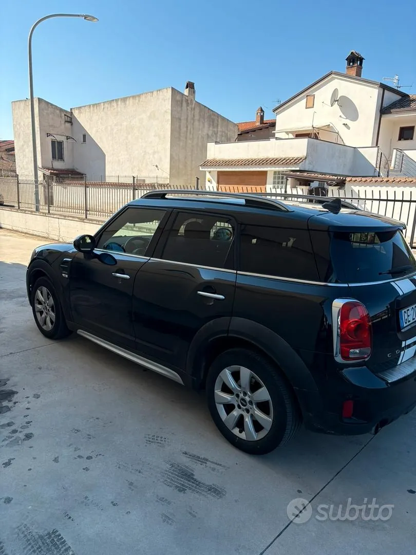 Mini Mini Countryman 2017 photo 2