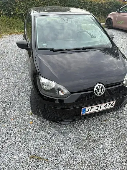 Volkswagen Up 2012 photo 3