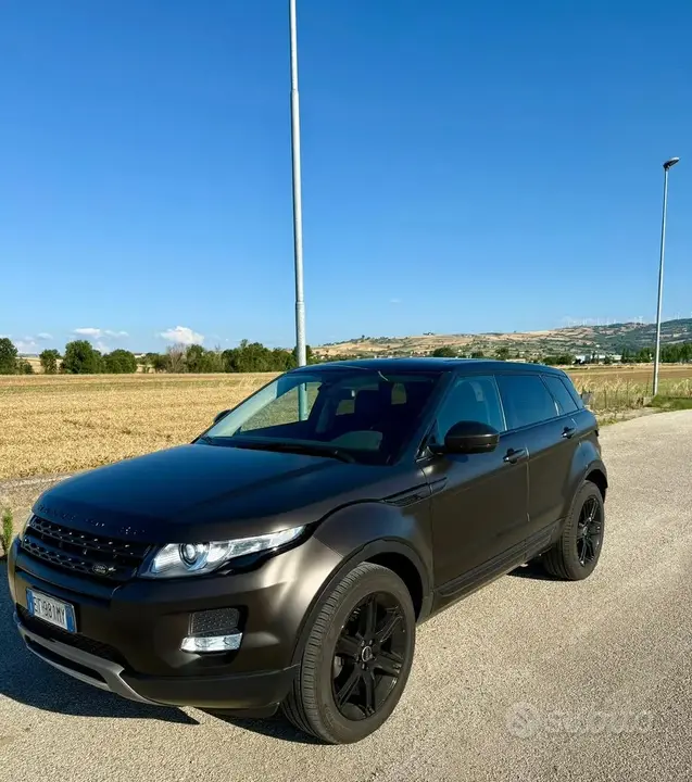 Land Rover Range Rover Evoque 2013 photo 2