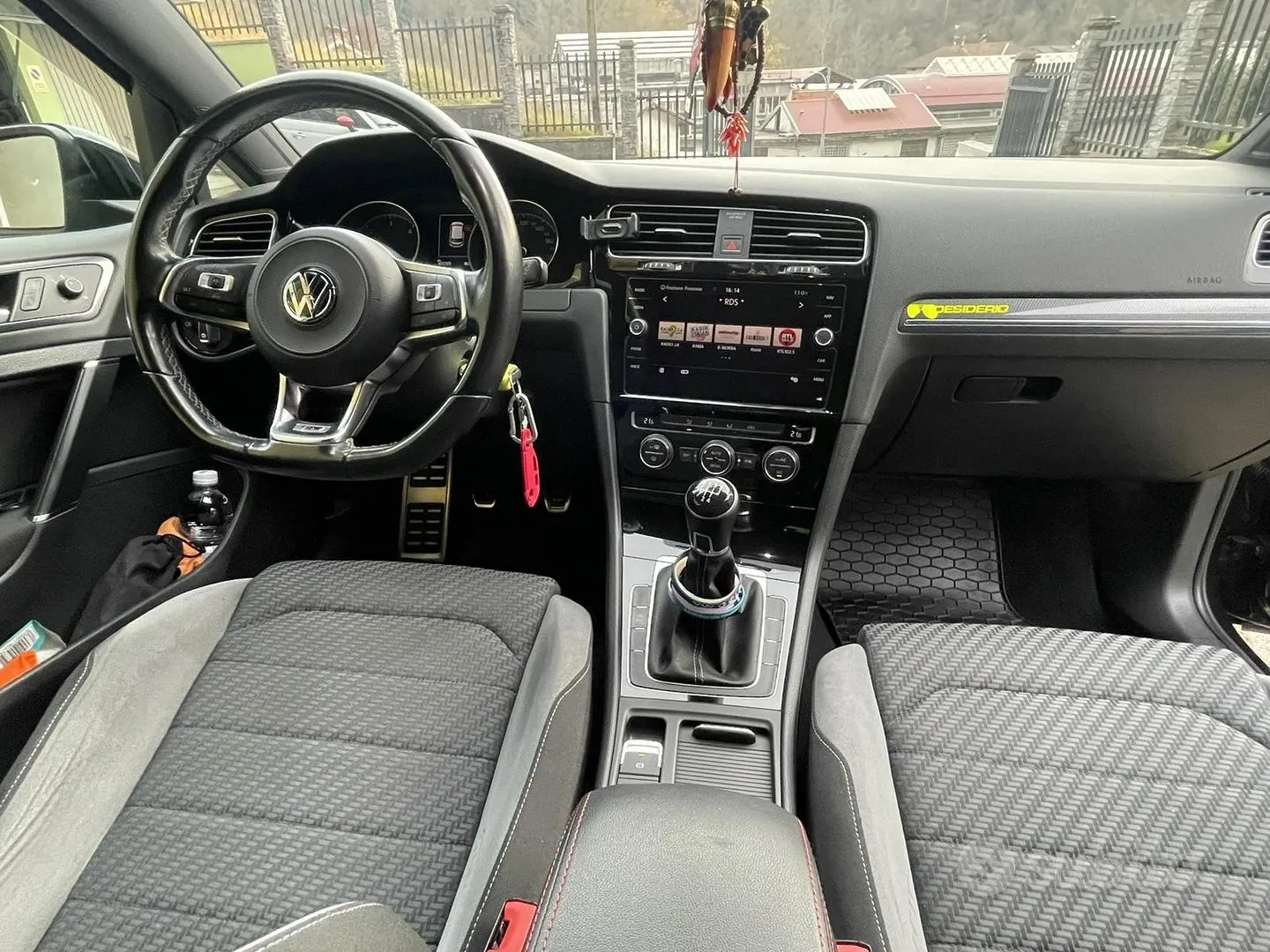 Volkswagen Golf 2018 photo 5