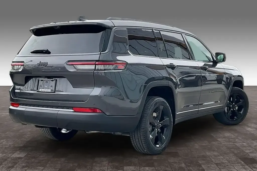 Jeep Grand Cherokee 2026 photo 5