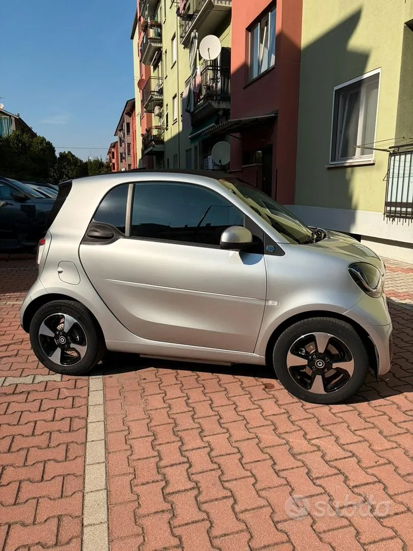 Smart Fortwo 2020 photo 3