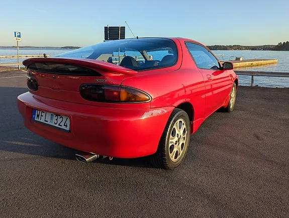 Mazda Mx-3 1992 photo 2