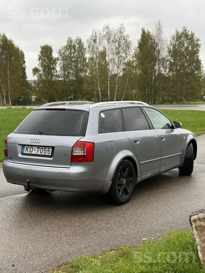 Audi A4 2004 photo 4