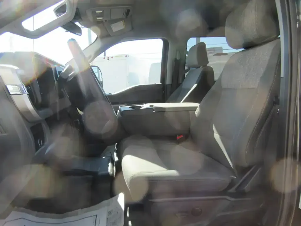 Ford F-250 Super Duty 2025 photo 3