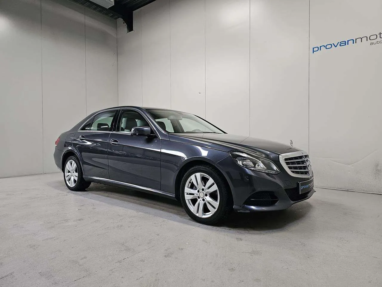 Mercedes-Benz E 200 Cdi 2013 photo 5