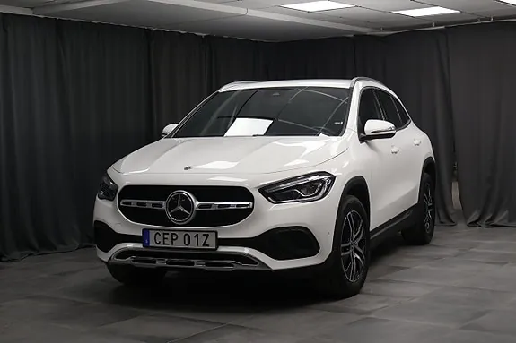 Mercedes-Benz Gla180