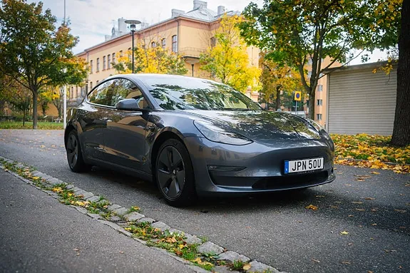 Tesla Model 3 2022 photo 3